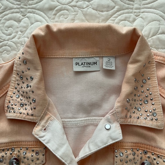 Chico’s Platinum Peach Studded Button down Jean Jacket Size L - Picture 8 of 12